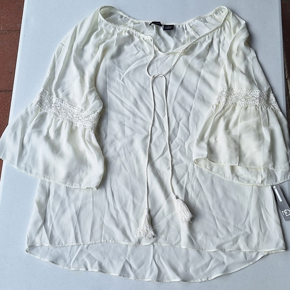 New Directions Cream Blouse with Lace Accents